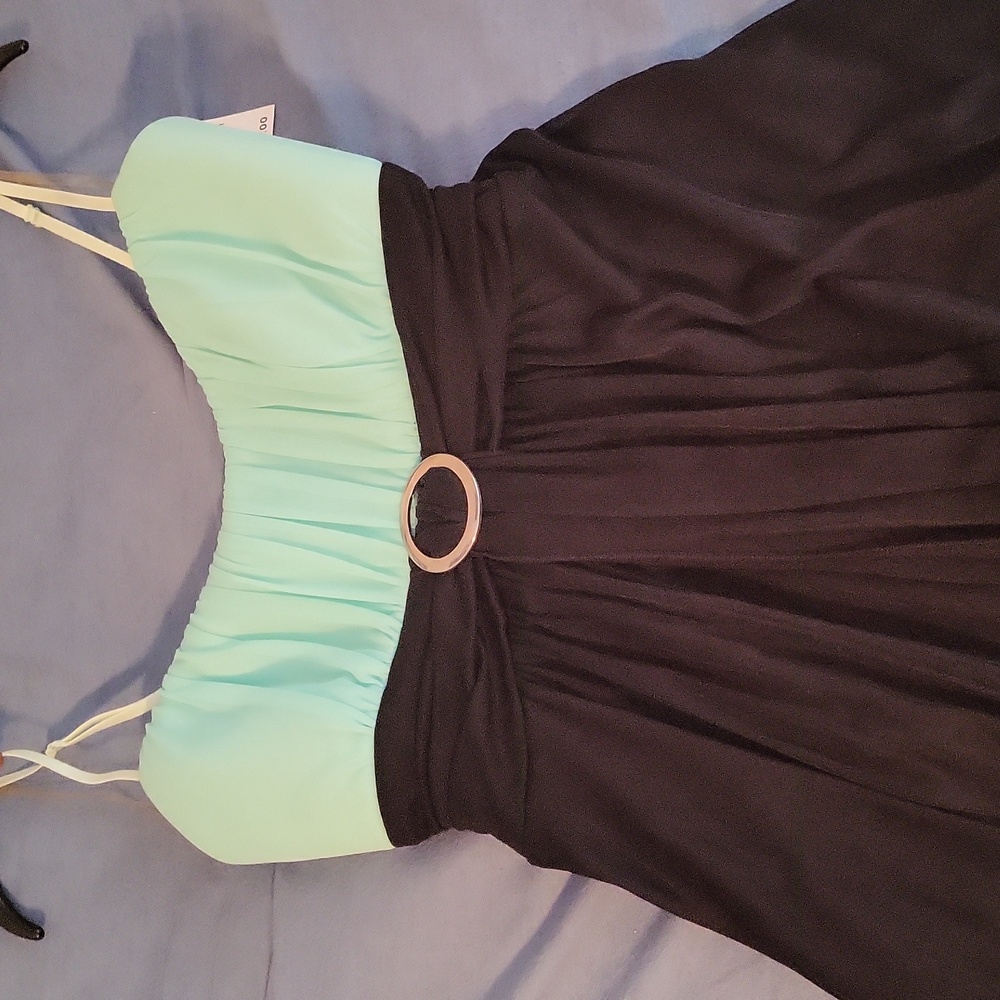 Juniors/Woman's Dress
